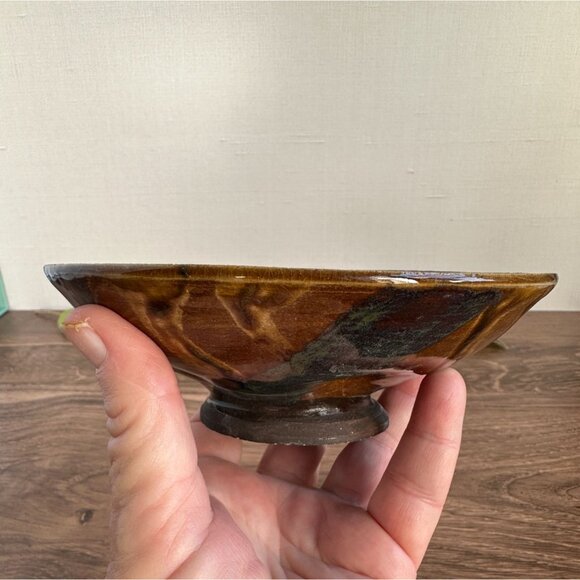 Handmade Pottery Bowl Signed Savage 2015 with Rich Earthy Glaze - Picture 5 of 9